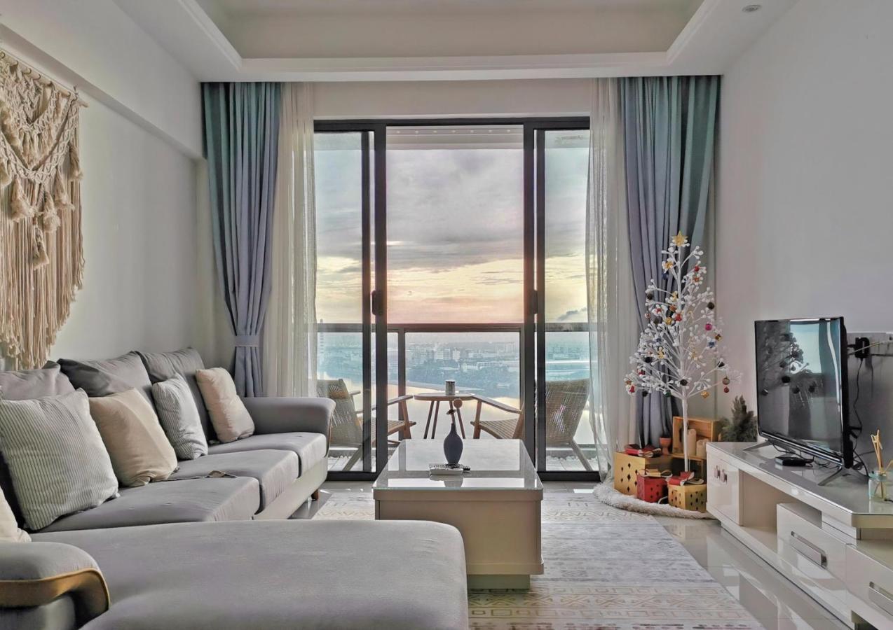 Yussy 2 Bedroom Sea View At R&f Princess Cove Apartment