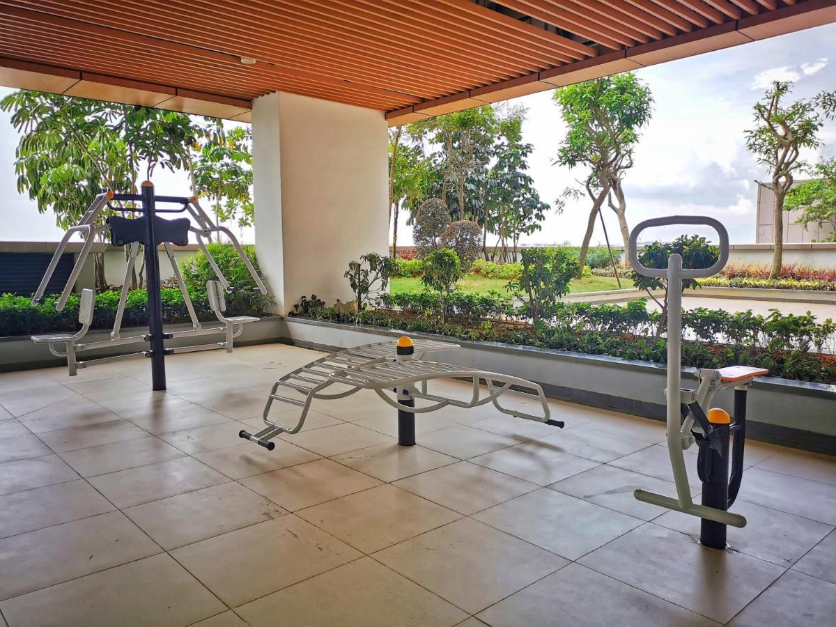 Apartment Yussy 2 Bedroom Sea View At R&f Princess Cove *