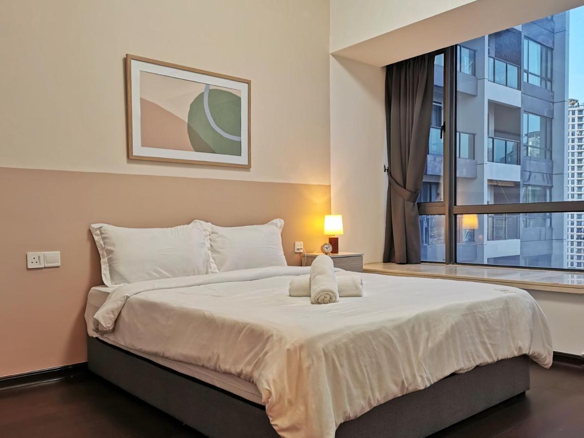 Yussy 2 Bedroom Sea View At R&f Princess Cove