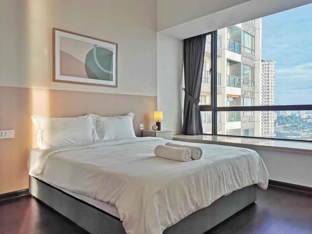 Yussy 2 Bedroom Sea View At R&f Princess Cove